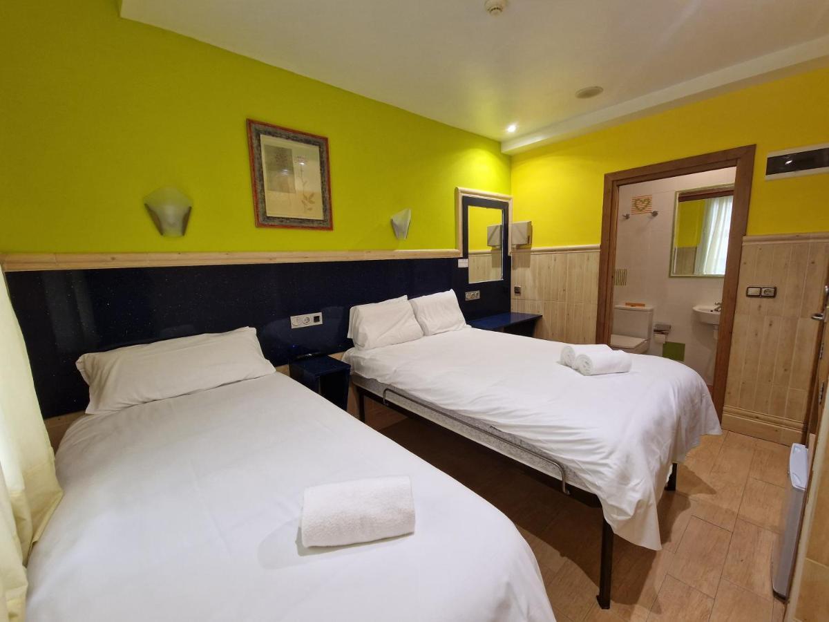 Pension Izar Bat Guesthouse Сан-Себастьян Экстерьер фото